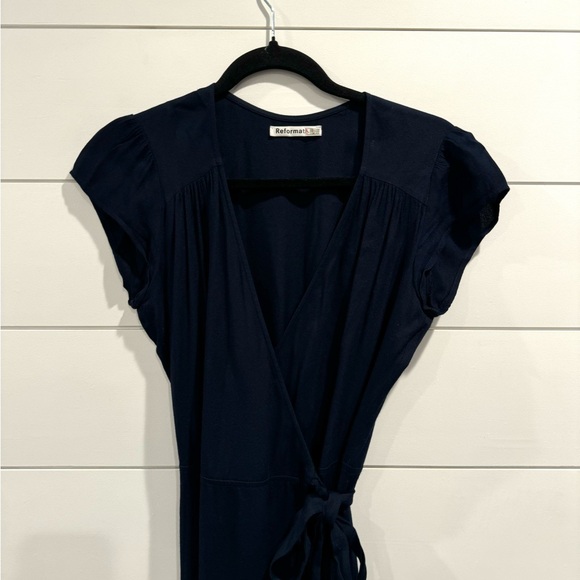Reformation navy cap sleeve chamomile wrap dress - Picture 6 of 11